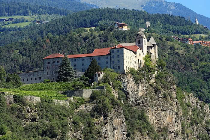 Norditalien - Weinbau in Südtirol