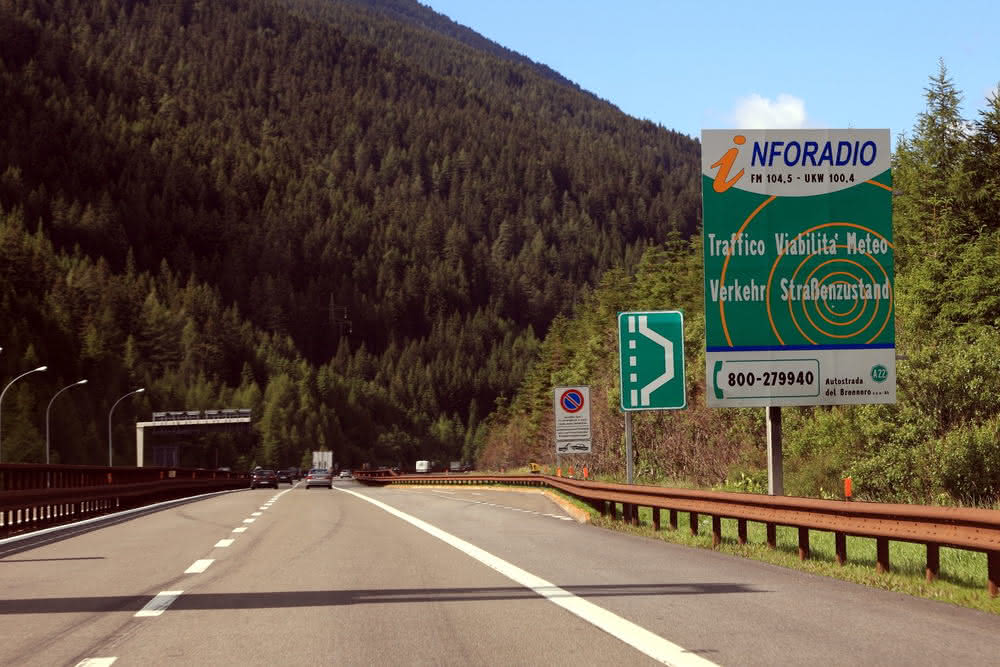 Italienische Autobahnen - die A11