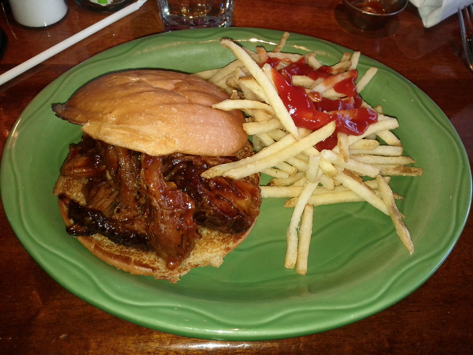 Pulled Pork Burger